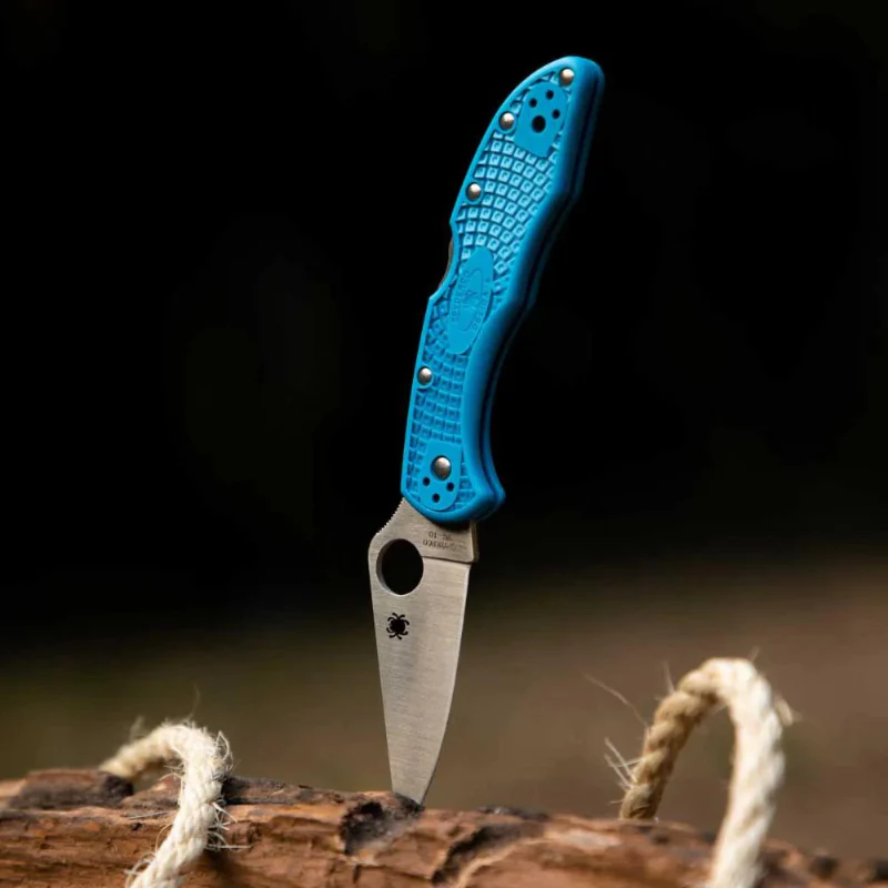 Spyderco Delica 4 Lightweight Knife - Image 6